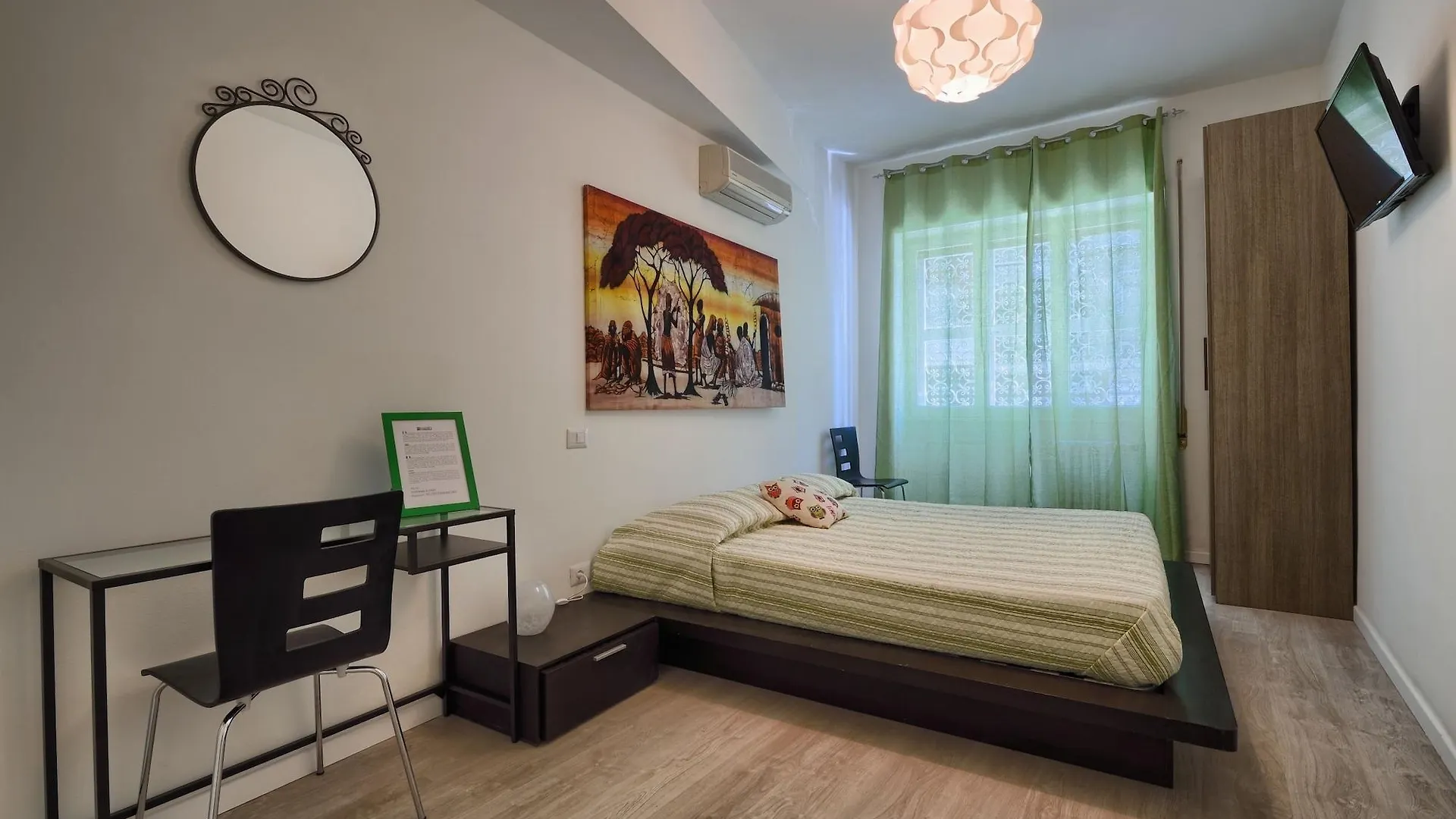 Madi B&B Rome 2*,